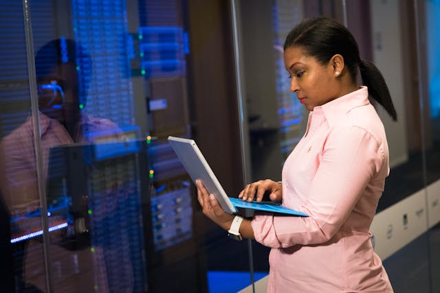 Online Cloud Data Storage
